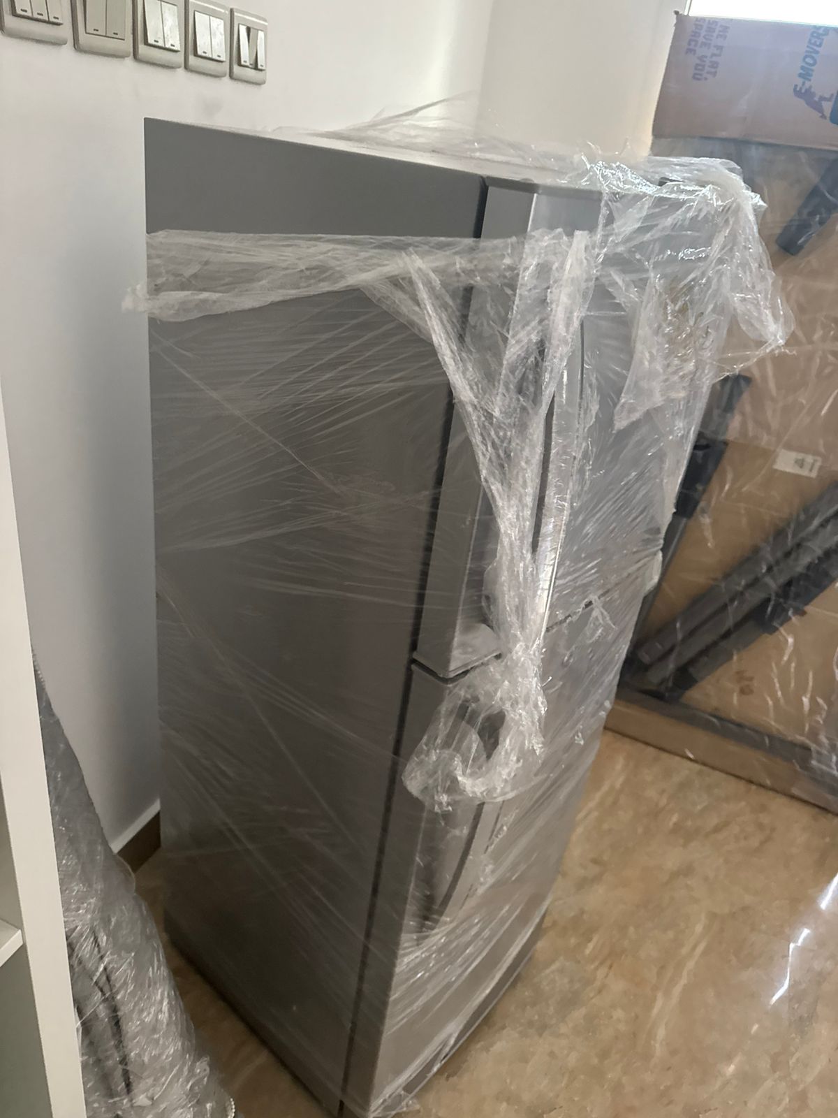 Bompani Medium-Sized Fridge - Great Condition! Only OMR 60!